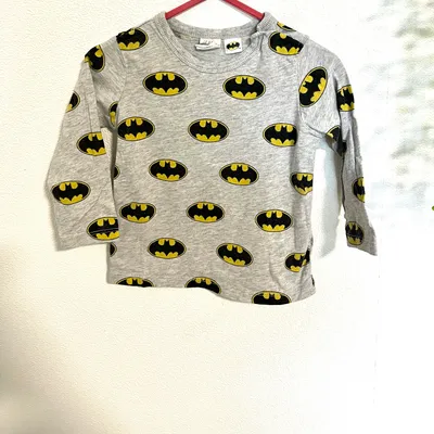 Très beau T-shirt, longue manches pour garçon